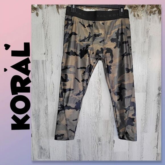 NWT Koral Lustrous Camo Leggings - Picture 1 of 11
